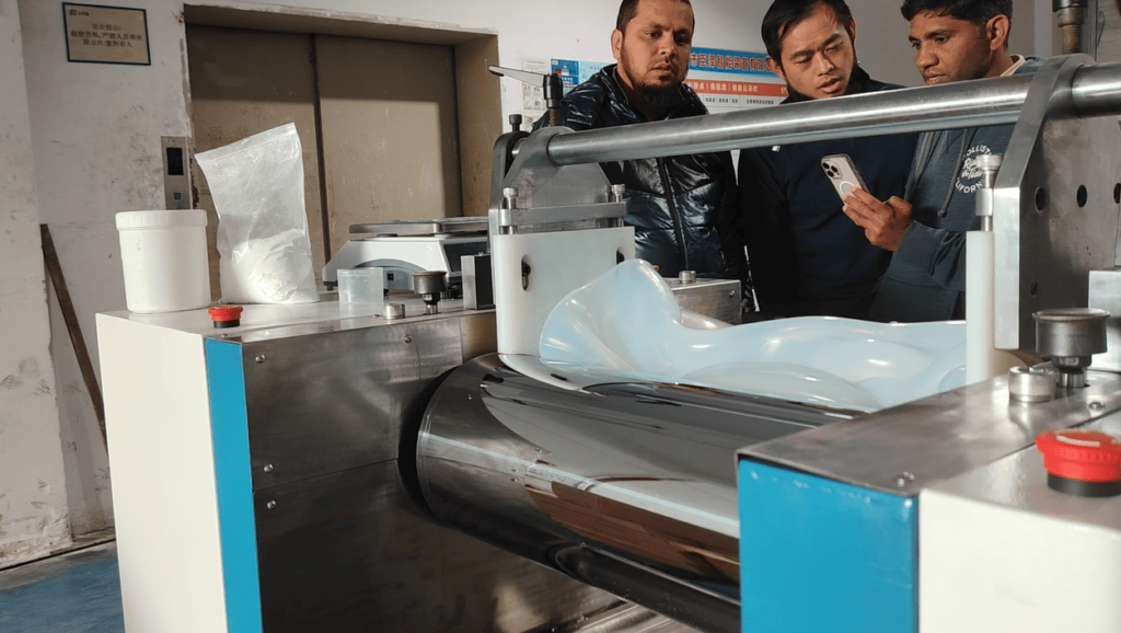 Our engineer explaining the silicone rubber compounding and refining process to the customer's material team.