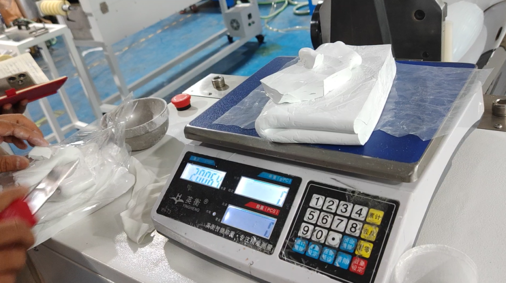 The block agent on a didital scale shows 200.64g